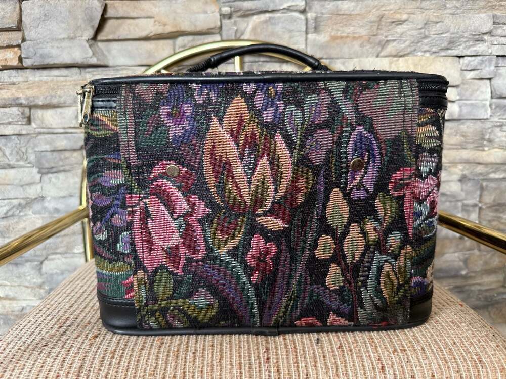 Vintage Bentley Floral Tapestry Makeup Train Case - Picture 5 of 8